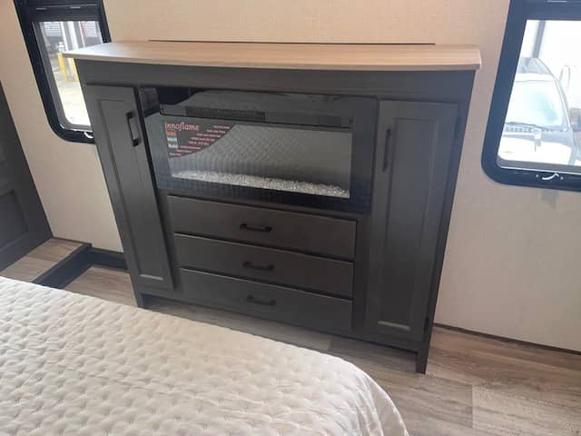 2026 Venture RV 2026 Venture RV Sporttrek Touring Edition - thumbnail 21