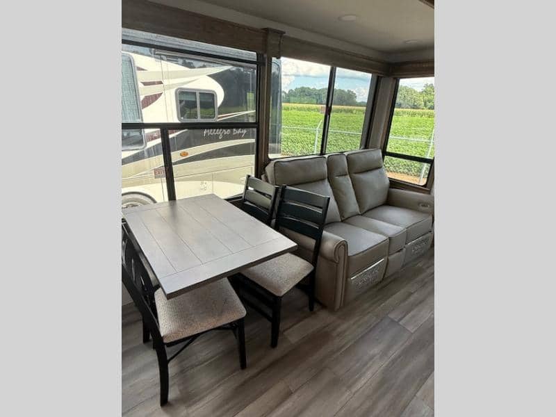 2024 Alliance RV 2024 Alliance RV Paradigm - thumbnail 12