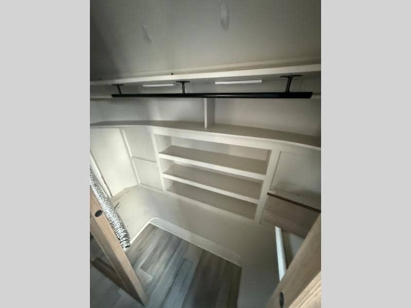 2024 Alliance RV 2024 Alliance RV Paradigm - thumbnail 24