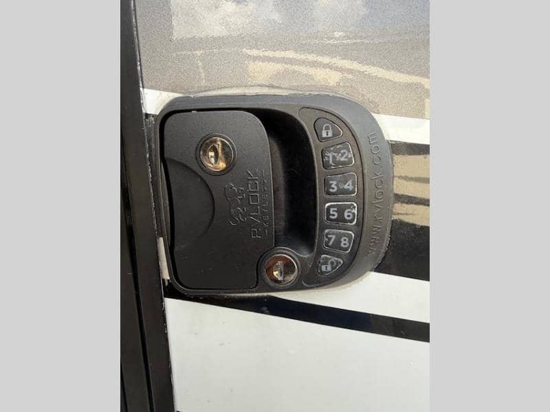 2024 Alliance RV 2024 Alliance RV Paradigm - thumbnail 30