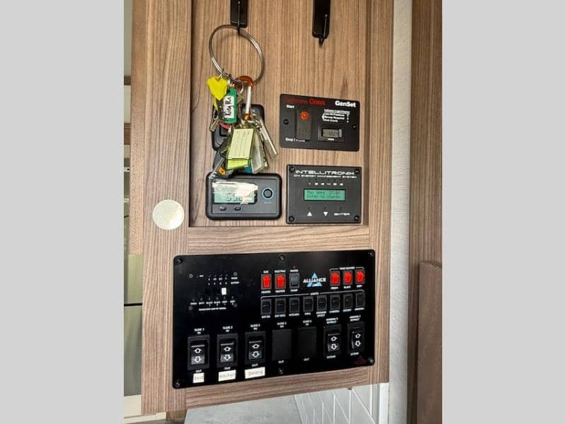 2024 Alliance RV 2024 Alliance RV Paradigm - thumbnail 31