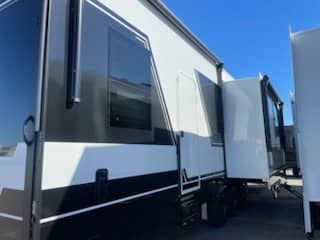 2026 Brinkley RV 2026 Brinkley RV Model G - thumbnail 4