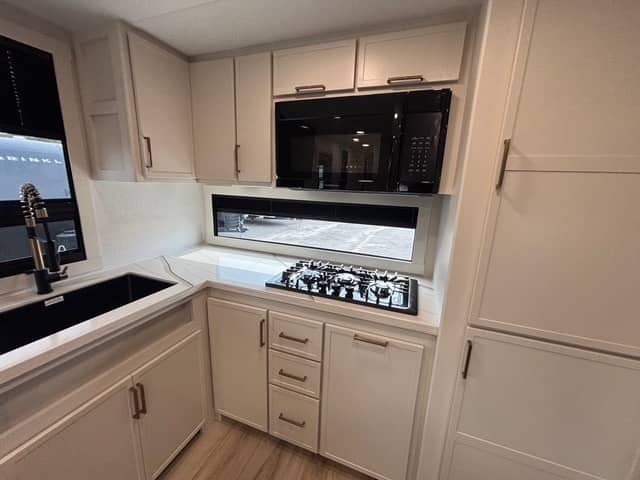 2026 Brinkley RV 2026 Brinkley RV Model IX - thumbnail 8