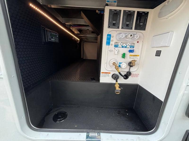 2026 Brinkley RV 2026 Brinkley RV Model Z - thumbnail 6