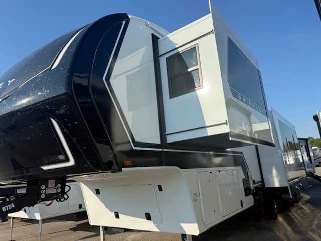 2026 Brinkley RV 2026 Brinkley RV Model Z - thumbnail 3
