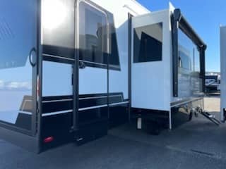2026 Brinkley RV 2026 Brinkley RV Model Z - thumbnail 1