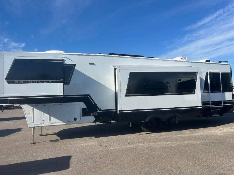 2026 Brinkley RV 2026 Brinkley RV Model Z - thumbnail 4