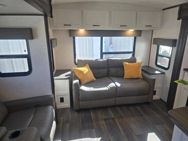 2023 Dutchmen 2023 Dutchmen Atlas - thumbnail 11