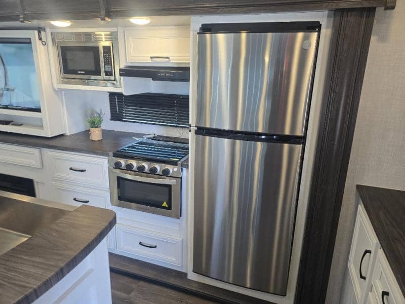 2023 Dutchmen 2023 Dutchmen Atlas - thumbnail 17