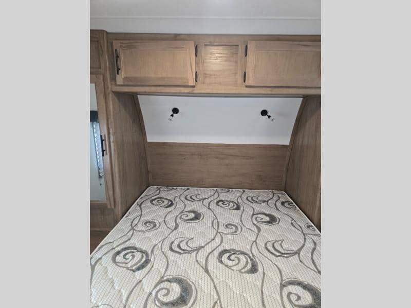 2024 Forest River 2024 Forest River Cherokee Grey Wolf Black Label - thumbnail 31