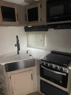 2022 Forest River 2022 Forest River Alpha Wolf - thumbnail 22