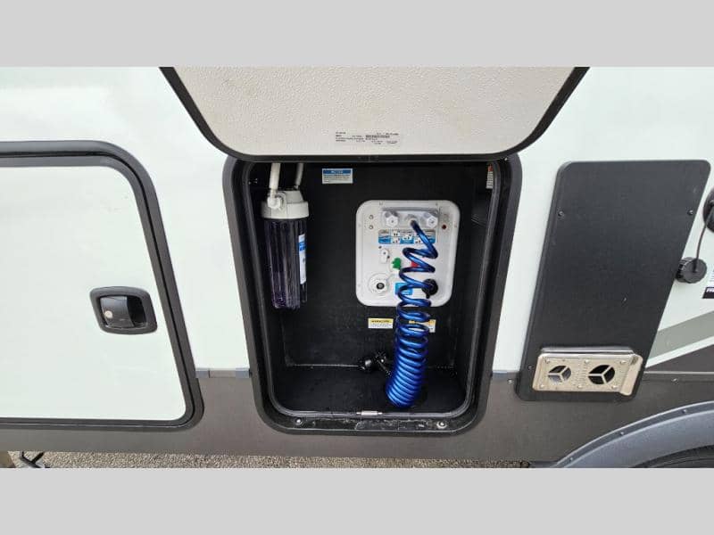 2025 Forest River 2025 Forest River Flagstaff Classic - thumbnail 7