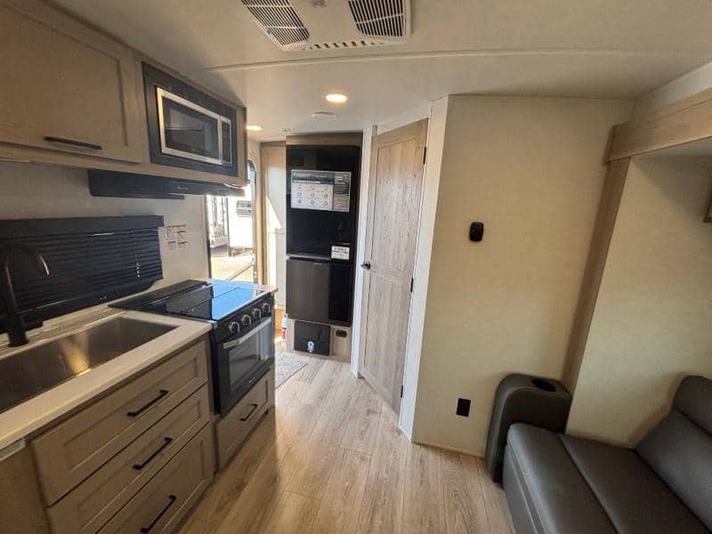 2026 Forest River 2026 Forest River Flagstaff Micro Lite - thumbnail 9