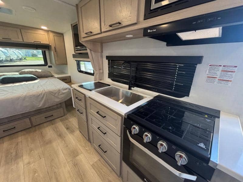 2026 Forest River 2026 Forest River Flagstaff Micro Lite - thumbnail 11