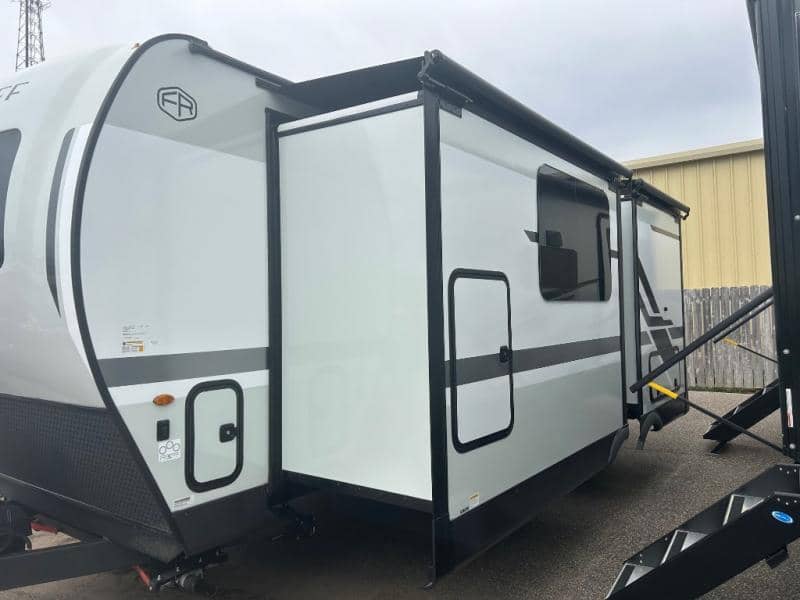 2026 Forest River 2026 Forest River Flagstaff Micro Lite - thumbnail 3