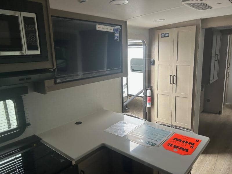 2026 Forest River 2026 Forest River Flagstaff Micro Lite - thumbnail 11