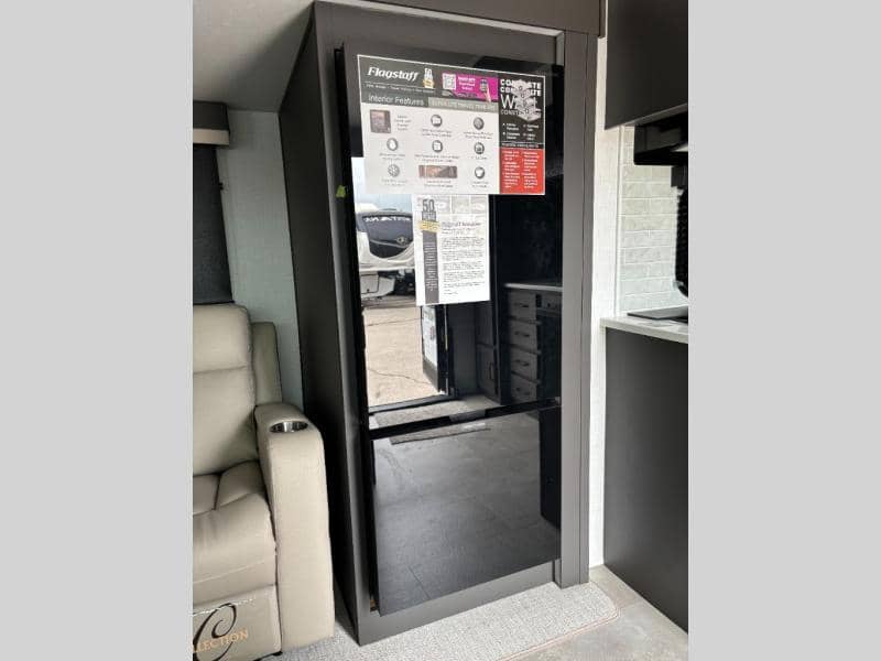 2025 Forest River 2025 Forest River Flagstaff Super Lite - thumbnail 5