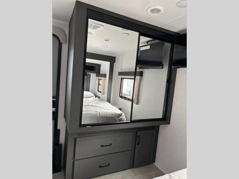 2025 Forest River 2025 Forest River Flagstaff Super Lite - thumbnail 10