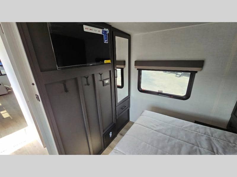 2026 Forest River 2026 Forest River Flagstaff Super Lite - thumbnail 13