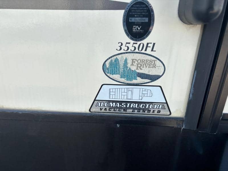 2021 Forest River 2021 Forest River Sierra - thumbnail 6