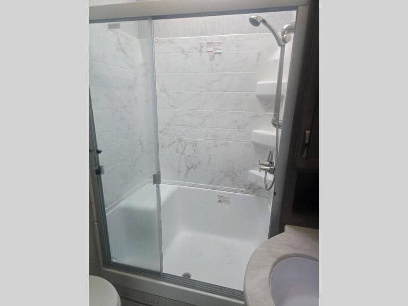 2021 Forest River 2021 Forest River Sierra - thumbnail 24