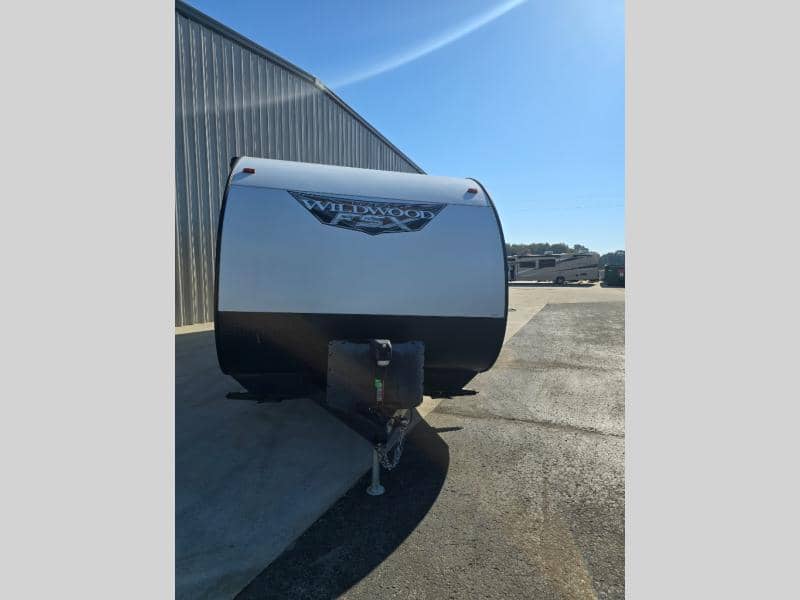 2022 Forest River 2022 Forest River Wildwood X-Lite - thumbnail 6