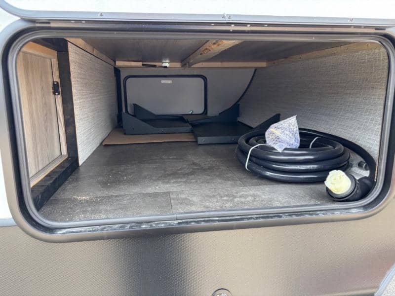 2025 Forest River 2025 Forest River Wildwood FSX - thumbnail 5