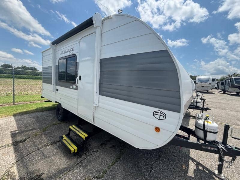 2026 Forest River 2026 Forest River Wildwood FSX - thumbnail 1