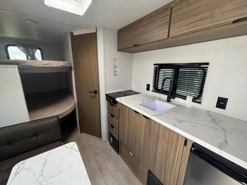 2026 Forest River 2026 Forest River Wildwood FSX - thumbnail 7