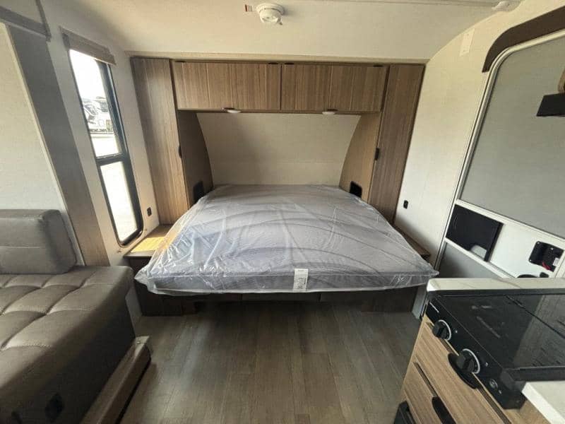 2026 Forest River 2026 Forest River Wildwood FSX - thumbnail 17