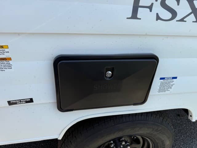 2026 Forest River 2026 Forest River Wildwood FSX - thumbnail 4