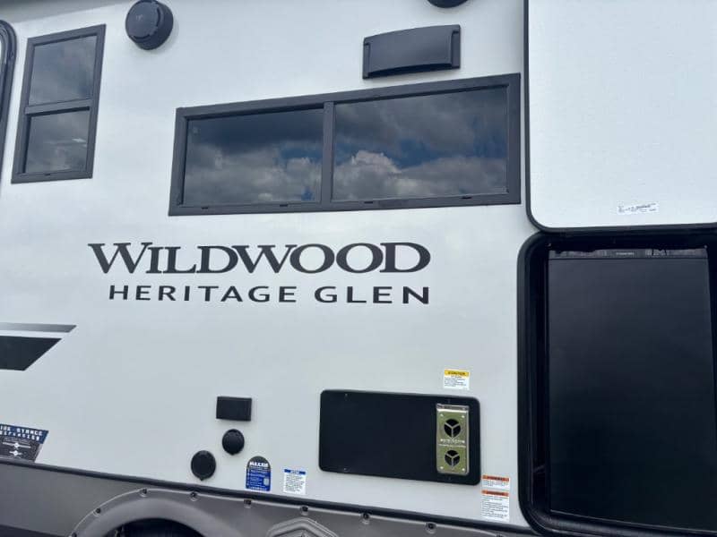 2025 Forest River 2025 Forest River Wildwood X-Lite - thumbnail 6