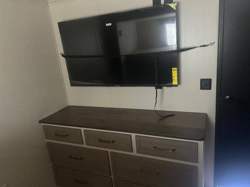 2026 Forest River 2026 Forest River Wildwood Heritage Glen - thumbnail 10