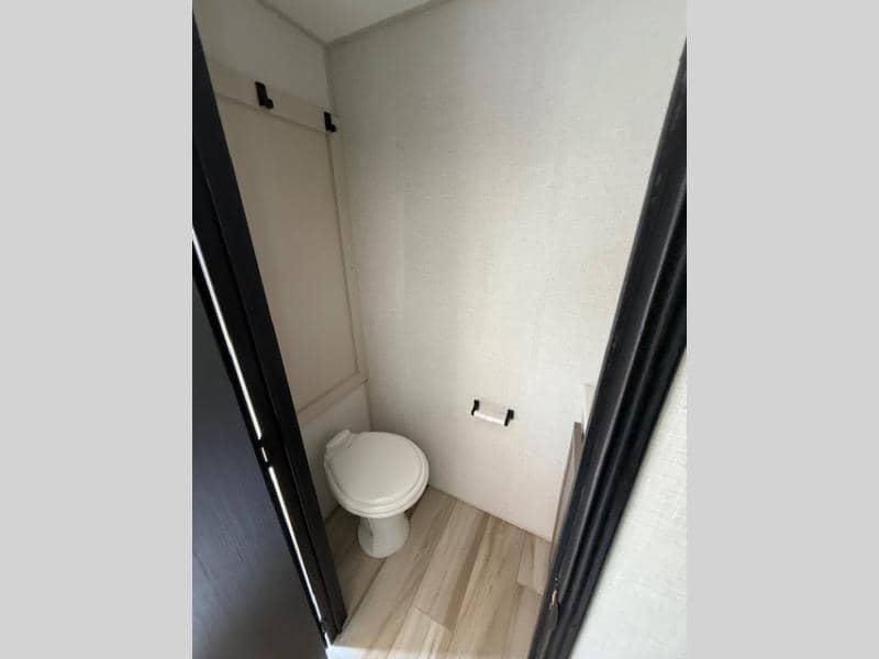 2026 Forest River 2026 Forest River Wildwood Heritage Glen Elite Series - thumbnail 27