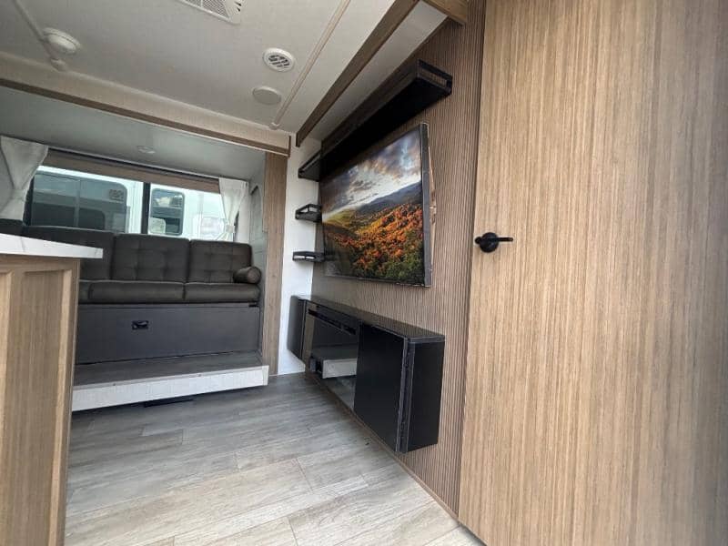 2026 Forest River 2026 Forest River Wildwood X-Lite - thumbnail 9