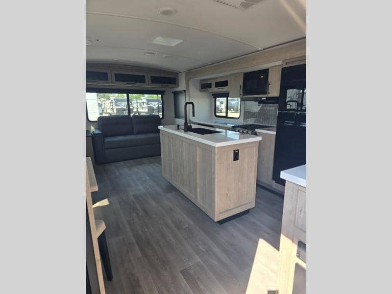 2026 Grand Design 2026 Grand Design Imagine - thumbnail 14