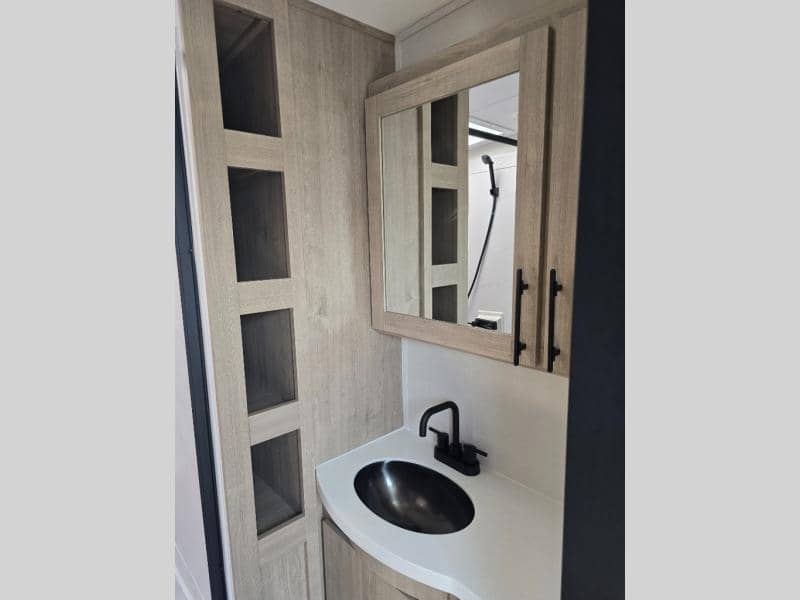 2026 Grand Design 2026 Grand Design Imagine - thumbnail 23