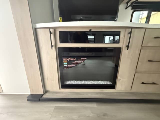 2026 Grand Design 2026 Grand Design Imagine - thumbnail 13