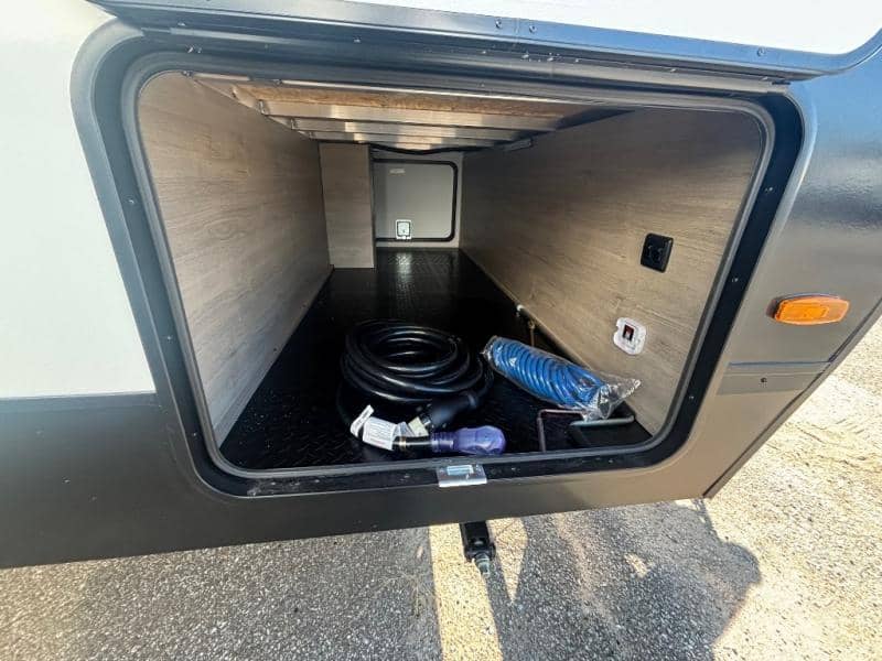 2026 Grand Design 2026 Grand Design Imagine - thumbnail 7