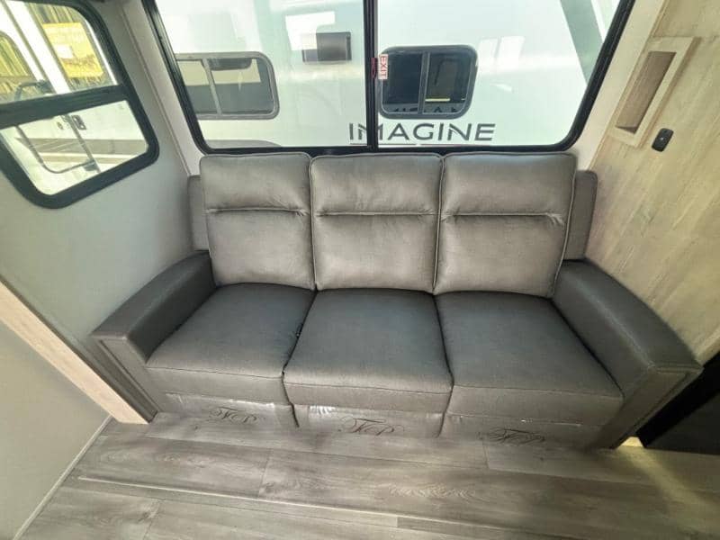 2026 Grand Design 2026 Grand Design Imagine - thumbnail 14