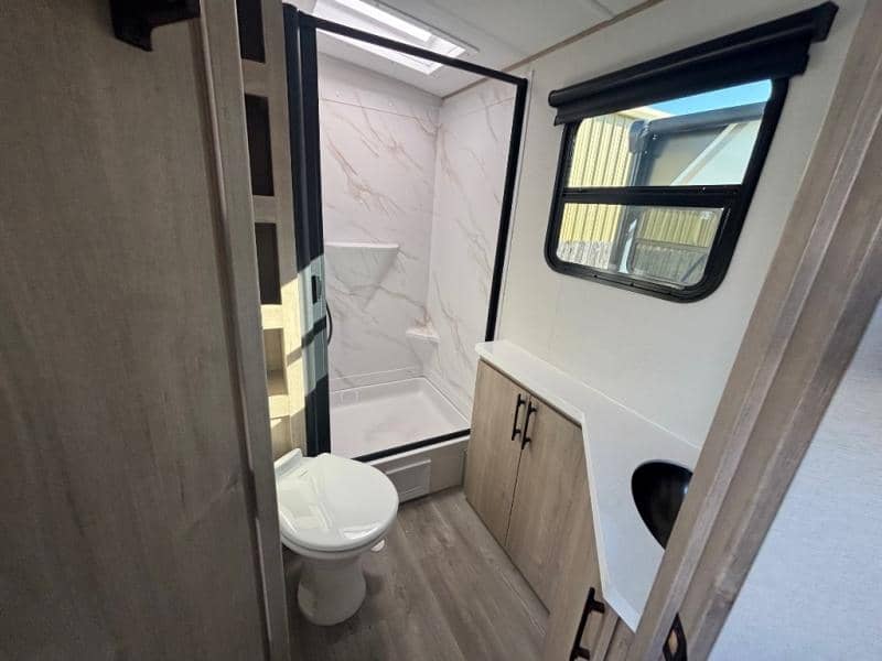 2026 Grand Design 2026 Grand Design Imagine - thumbnail 16