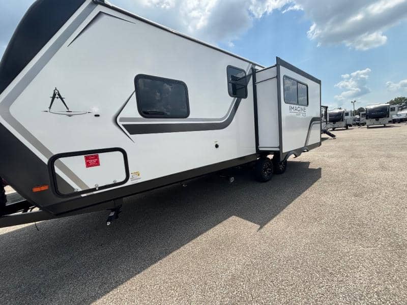 2026 Grand Design 2026 Grand Design Imagine XLS - thumbnail 4