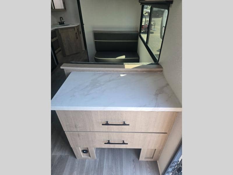 2026 Grand Design 2026 Grand Design Imagine XLS - thumbnail 9