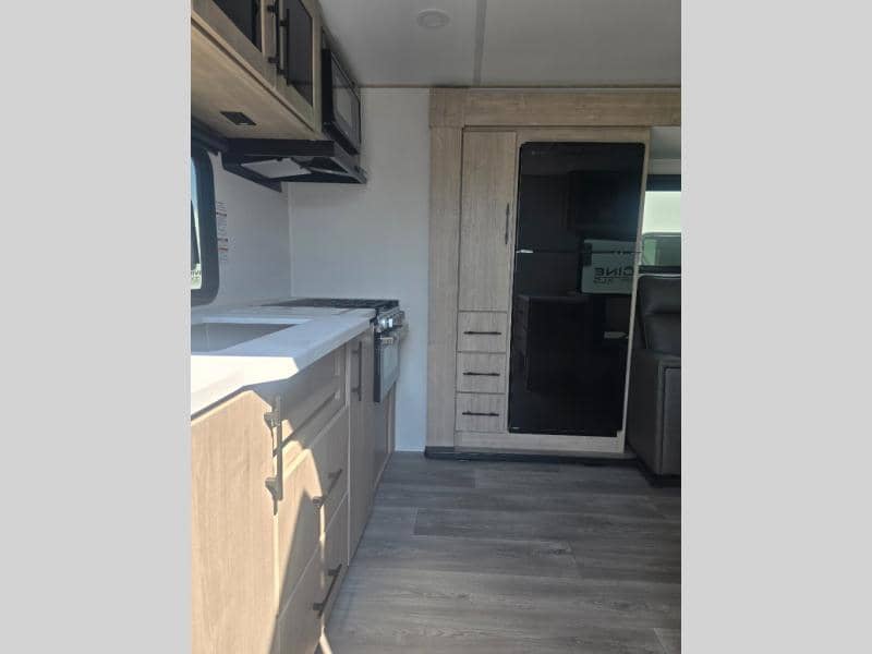 2026 Grand Design 2026 Grand Design Imagine XLS - thumbnail 10