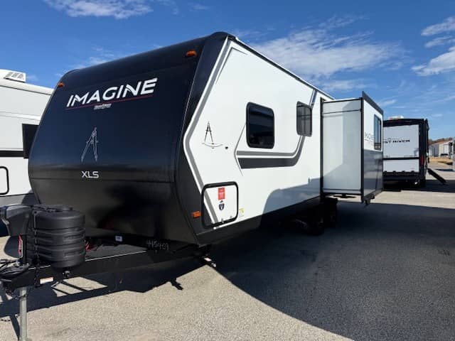 2026 Grand Design 2026 Grand Design Imagine - thumbnail 3