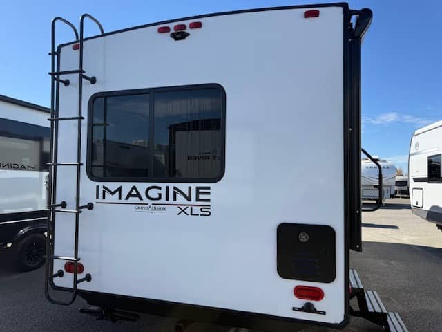 2026 Grand Design 2026 Grand Design Imagine - thumbnail 4