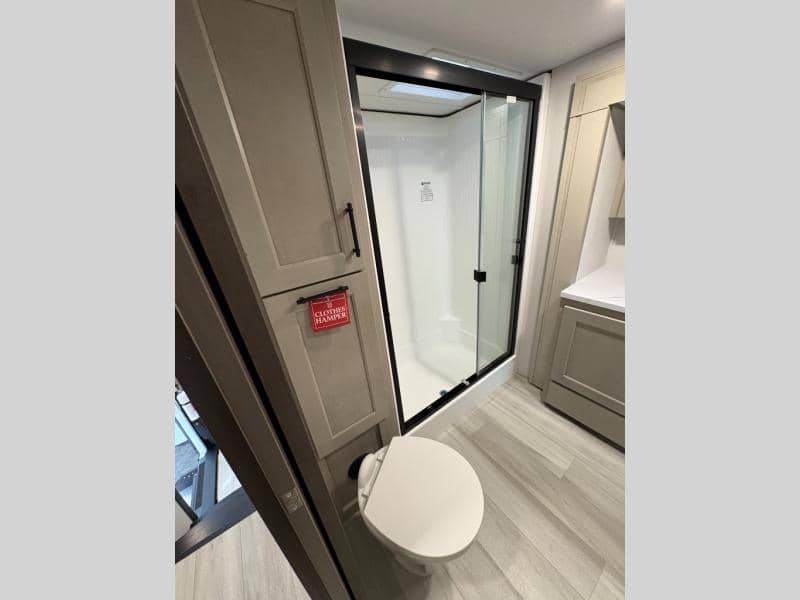 2026 Grand Design 2026 Grand Design Influence - thumbnail 19