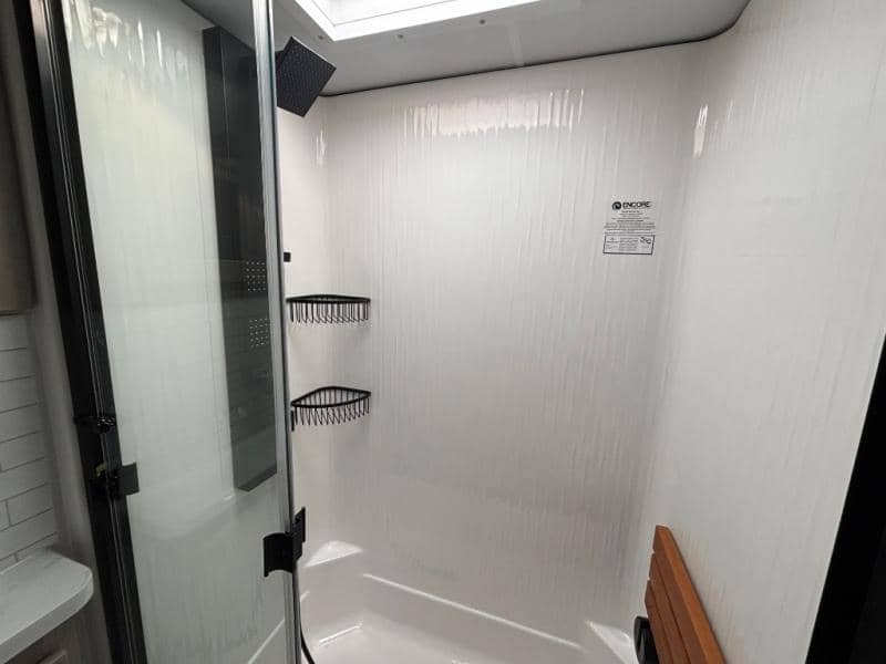 2025 Grand Design 2025 Grand Design Momentum M-Class - thumbnail 17