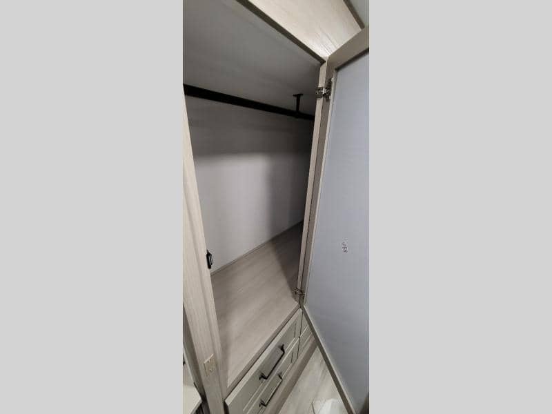 2025 Grand Design 2025 Grand Design Momentum M-Class - thumbnail 22