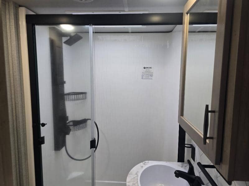 2024 Grand Design 2024 Grand Design Momentum - thumbnail 21